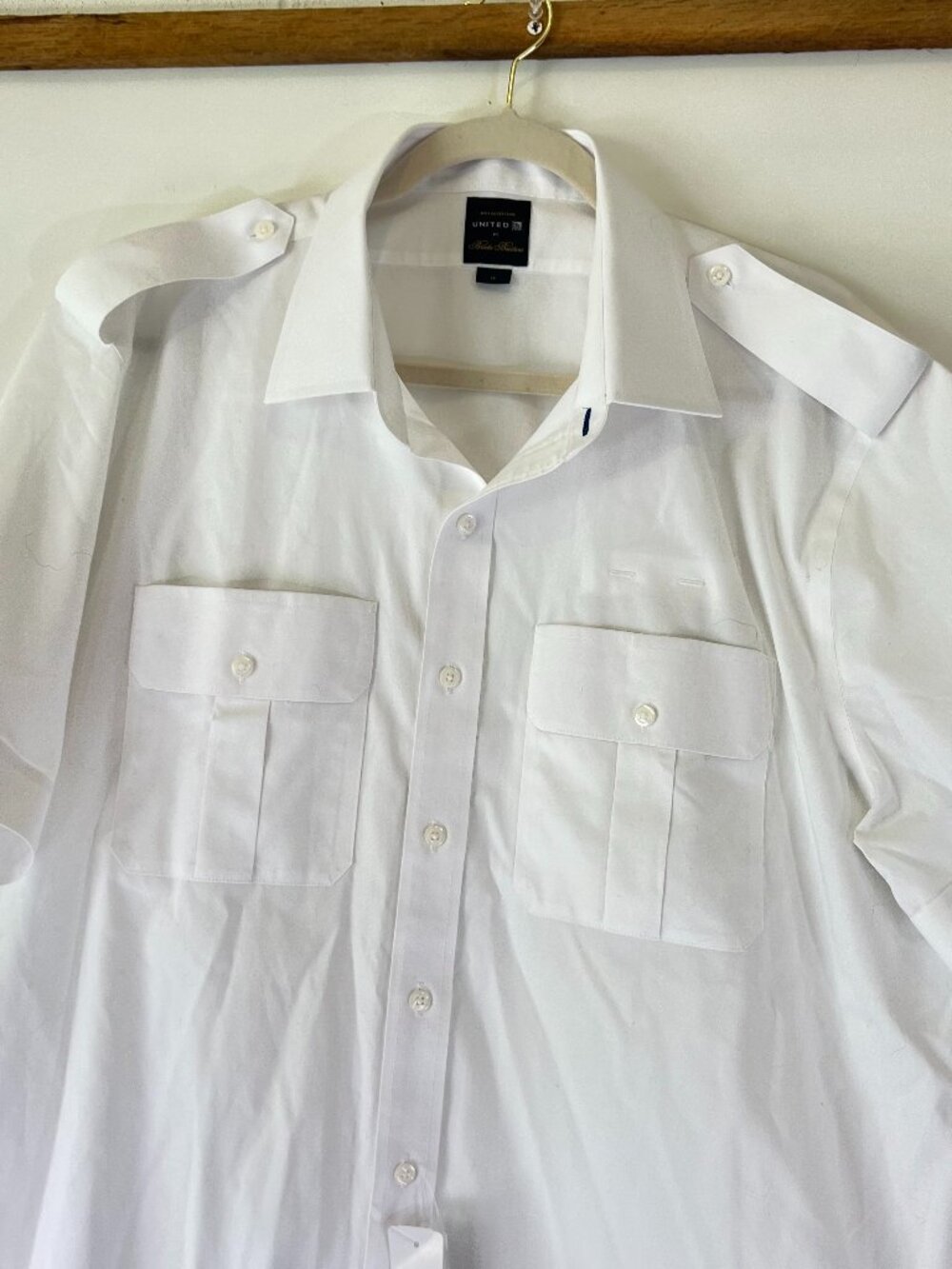 Brooks Brothers Men’s Pilot Shirt Size 18 White United Airlines Uniform NWT